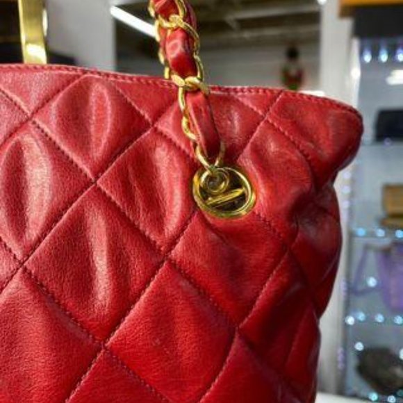 Chanel Vintage Lambskin Satchel Gold Hardware - Picture 8 of 8